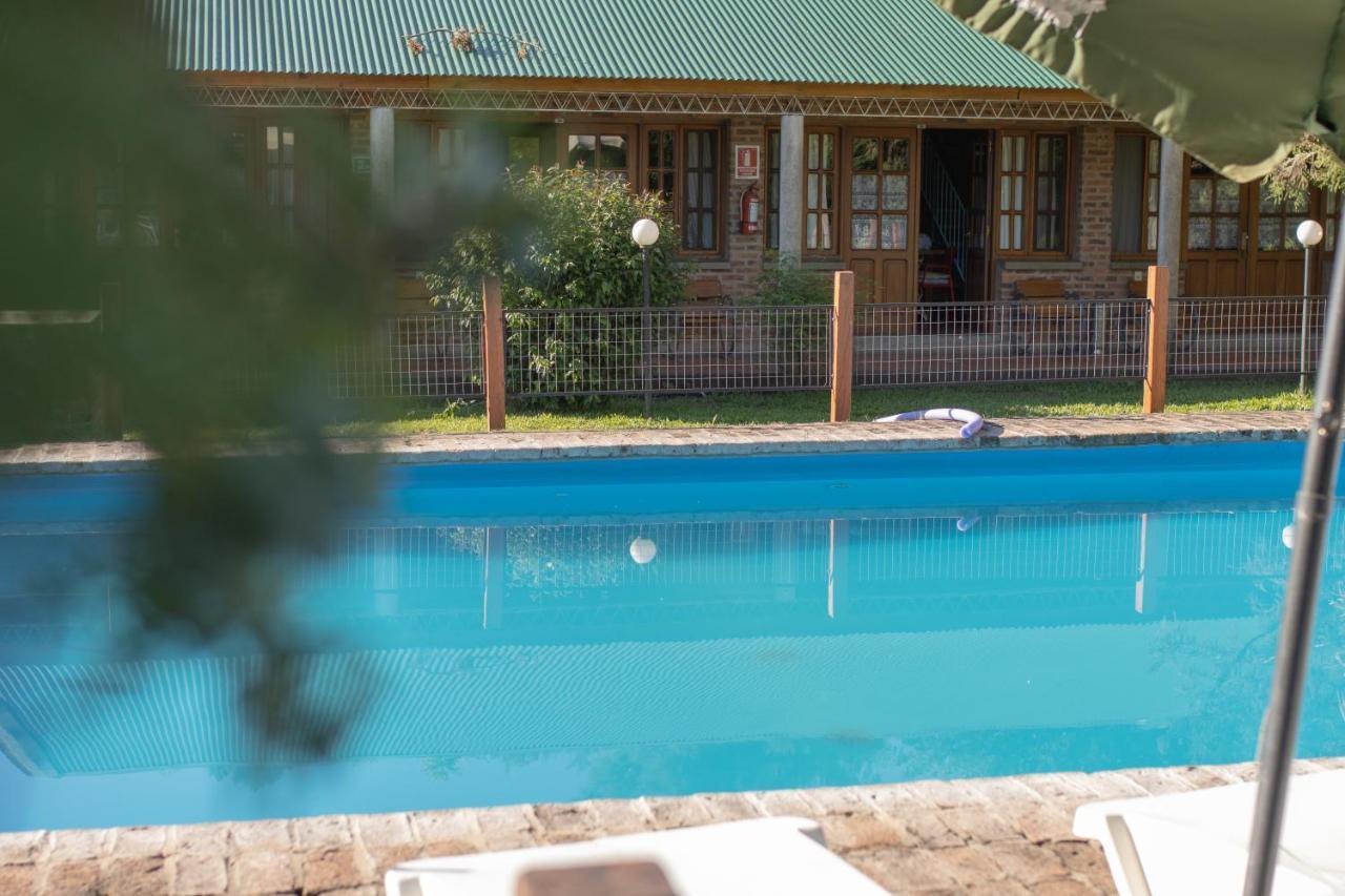 Hostal Canela Termas del Dayman Luaran gambar